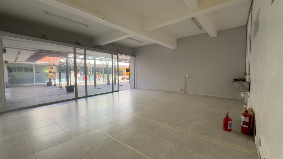 To Let Commercial Property for Rent in Somerset West Western Cape